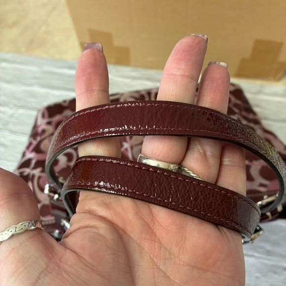 Vintage Coach Gallery Signature 3 NOT FOR SALE - Picture 8 of 16